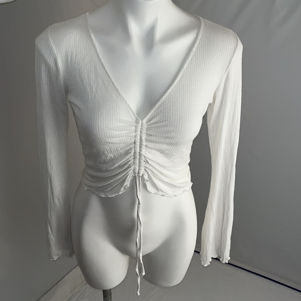 Lucy Love white ribbed long sleeve crop top S